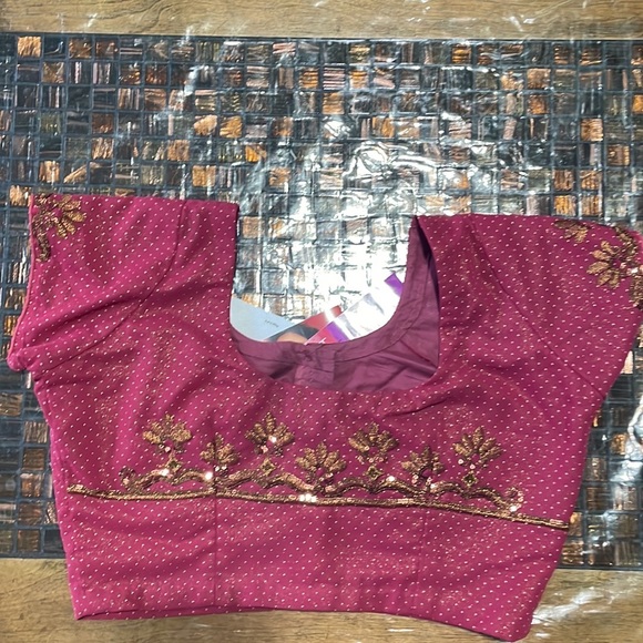 Deep pink beautiful colors with copper golden border & aachall & ready made blou - Picture 5 of 6